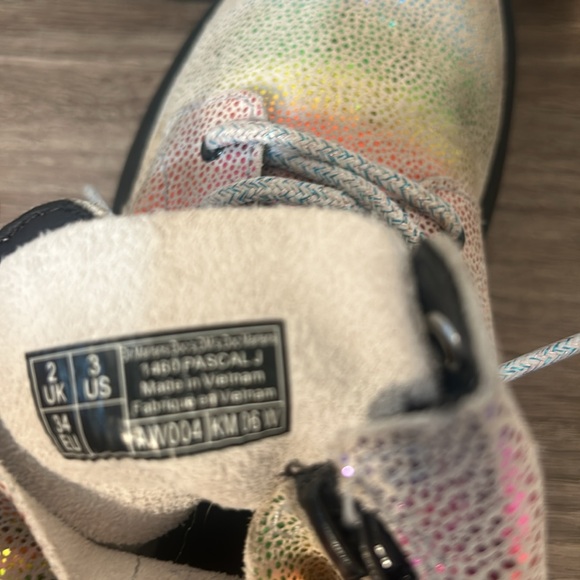 DR MARTENS PASCAL JUNIOR 1460 GIRLS MULTICOLOR RAINBOW BOOTS SIZE 3 - Picture 5 of 8